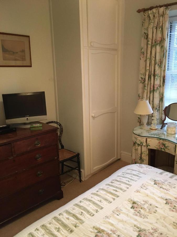 The Old Rectory Bed & Breakfast アバーガベニー エクステリア 写真